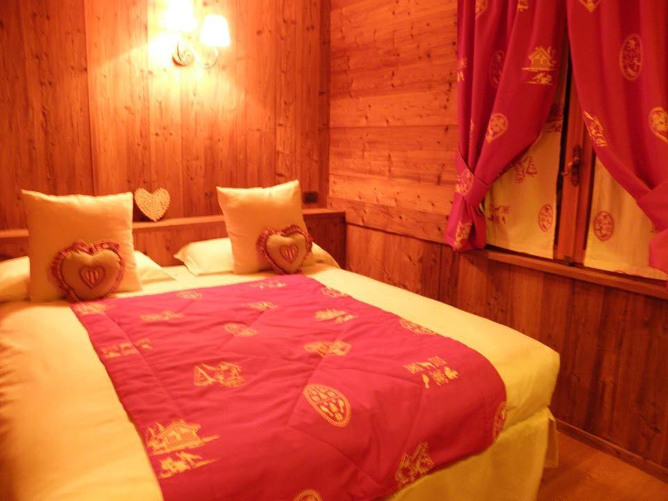 B&B Lepetitnid Valtournenche Exterior foto